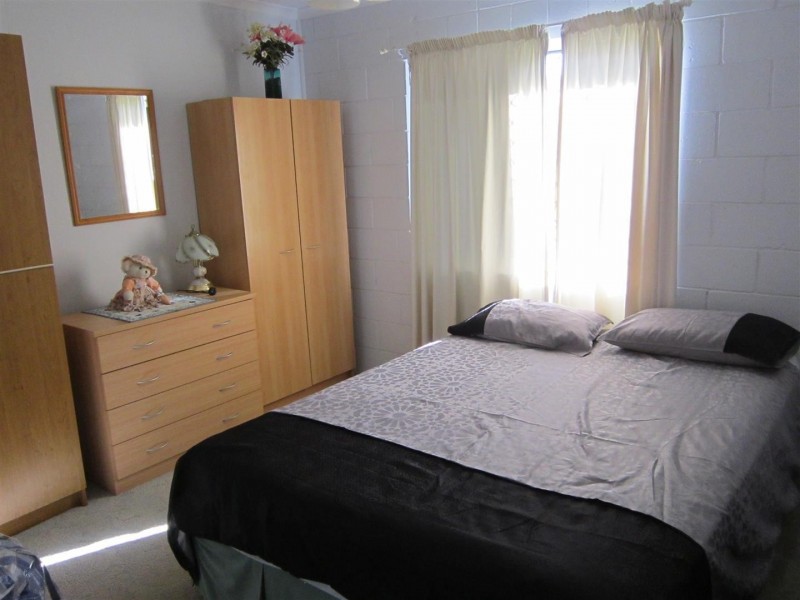 8 Arlott Street, Gracemere QLD 4702