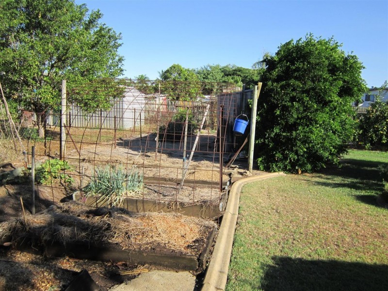 8 Arlott Street, Gracemere QLD 4702