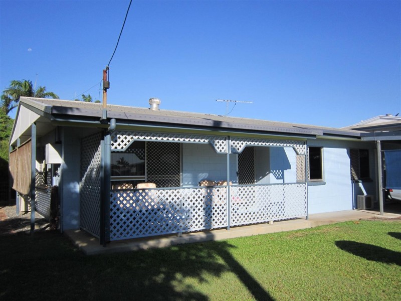 8 Arlott Street, Gracemere QLD 4702