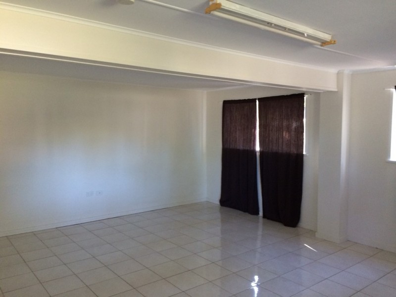 15 Reservoir Street, Gracemere QLD 4702