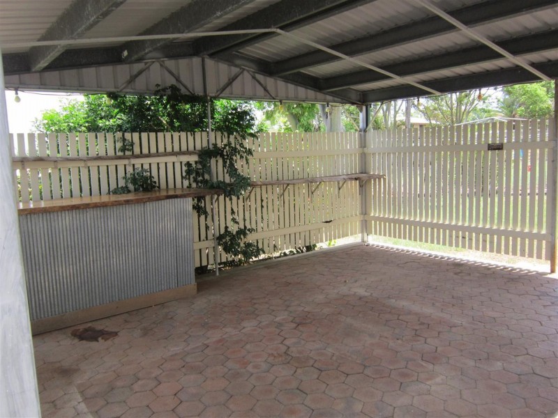 33 Reservoir Street, Gracemere QLD 4702