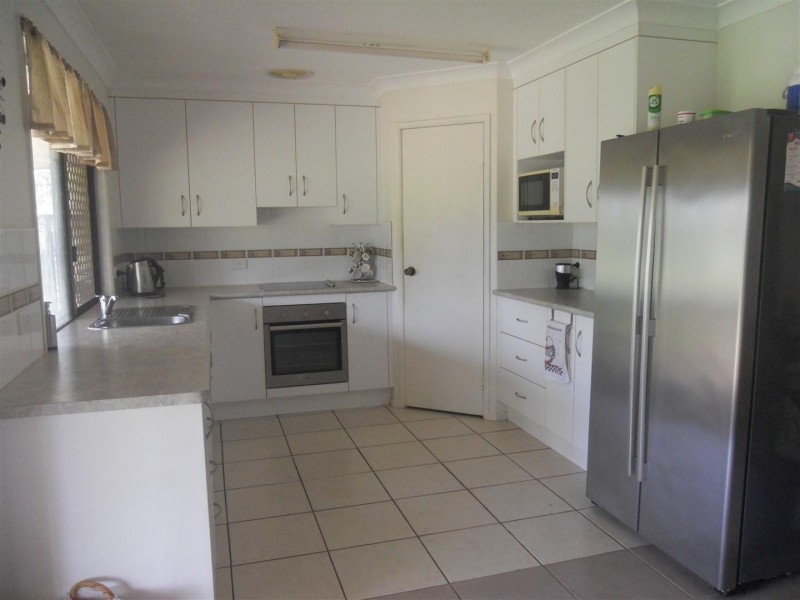 65 Stewart Street, Gracemere QLD 4702