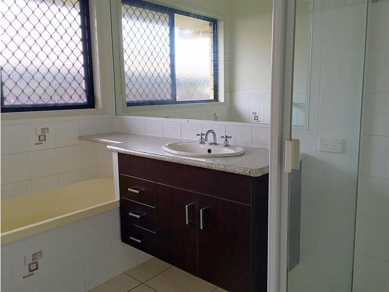 22 Lillypilly Avenue, Gracemere QLD 4702