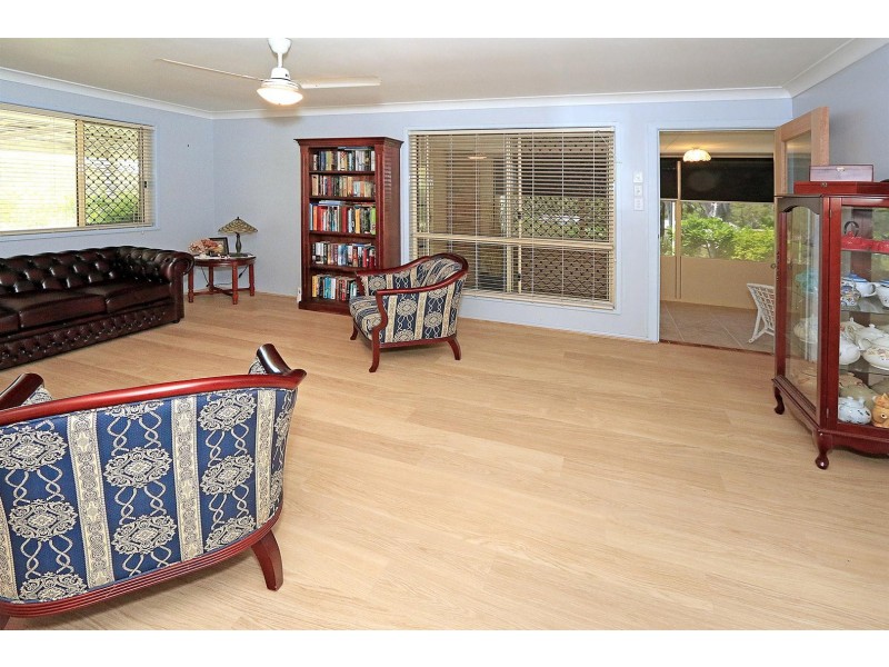 121 Neerkol Rd, Stanwell QLD 4702