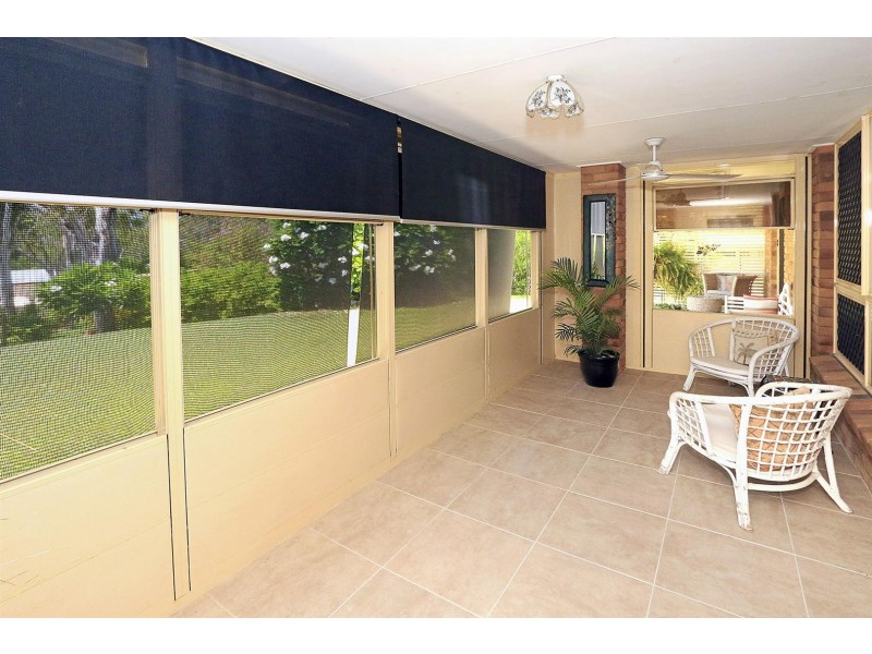121 Neerkol Rd, Stanwell QLD 4702
