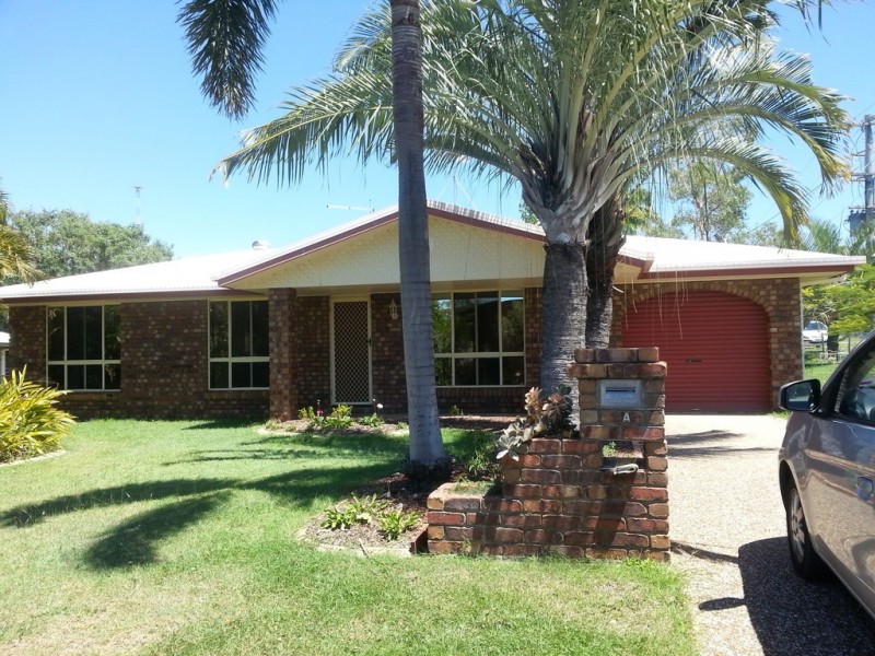 2A Buxton Drive, Gracemere QLD 4702