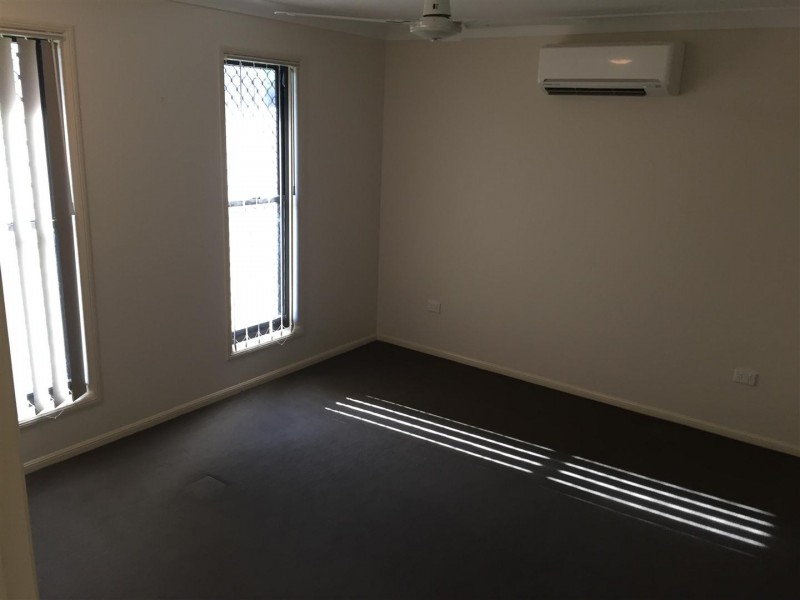 33 JAMIE CRESCENT, Gracemere QLD 4702