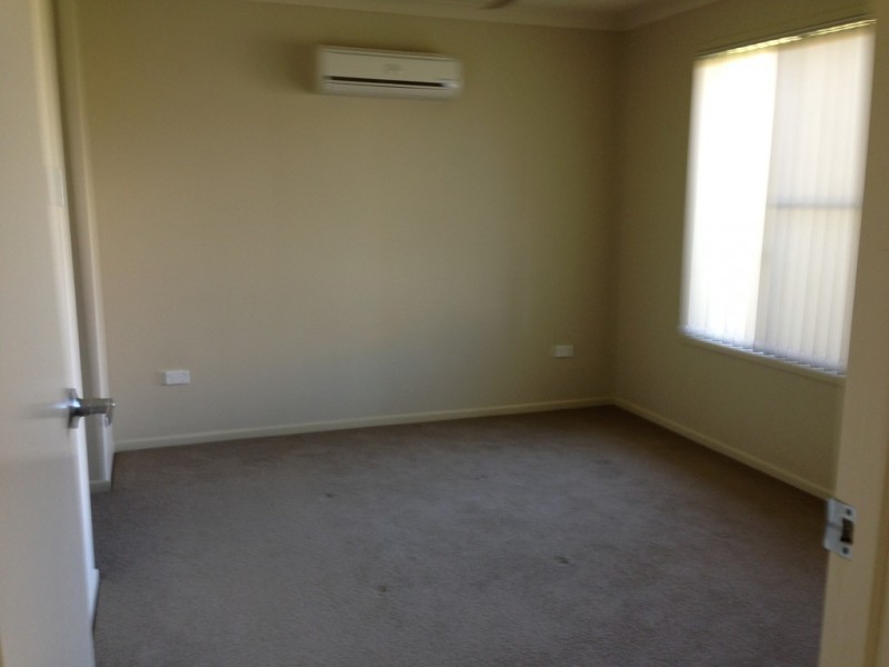 49 Middle Road, Gracemere QLD 4702