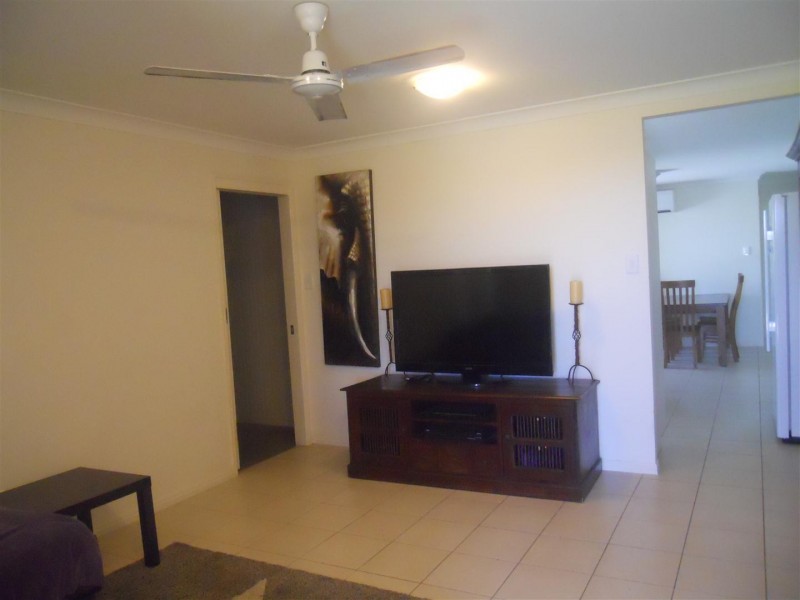 6 Riley Drive, Gracemere QLD 4702