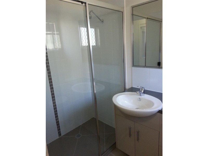 2/19 Church Street, Allenstown QLD 4700