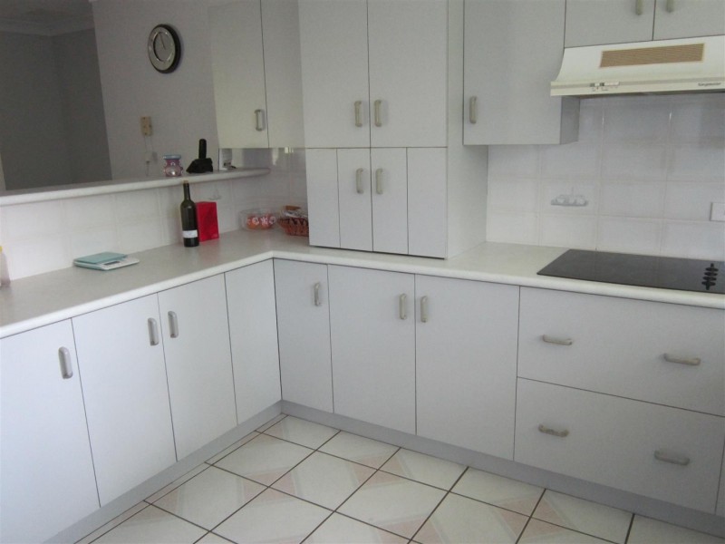 11 Blyth Avenue, Gracemere QLD 4702