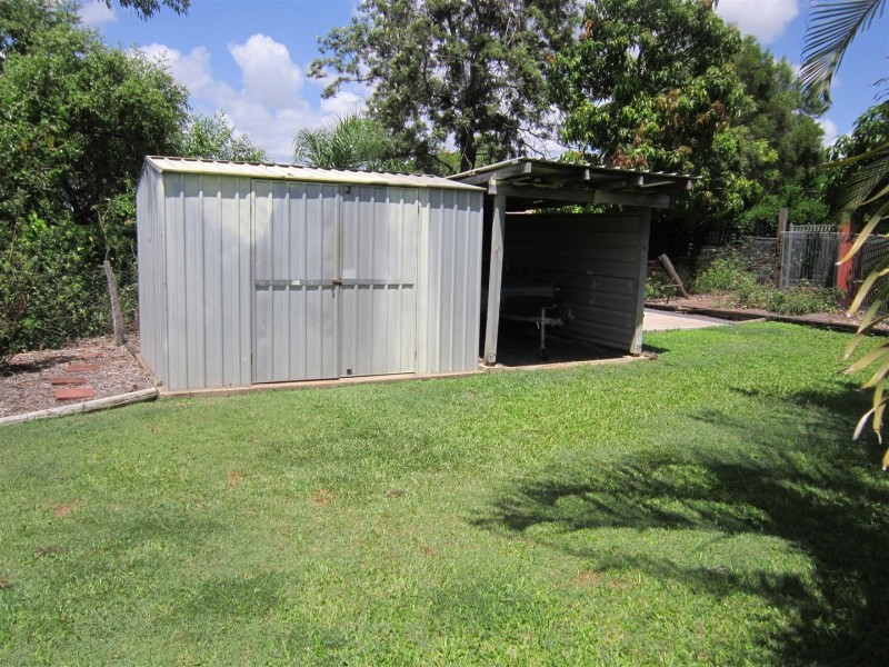 11 Blyth Avenue, Gracemere QLD 4702