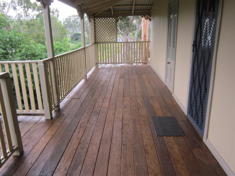 10 Clarence Street, Baree QLD 4714