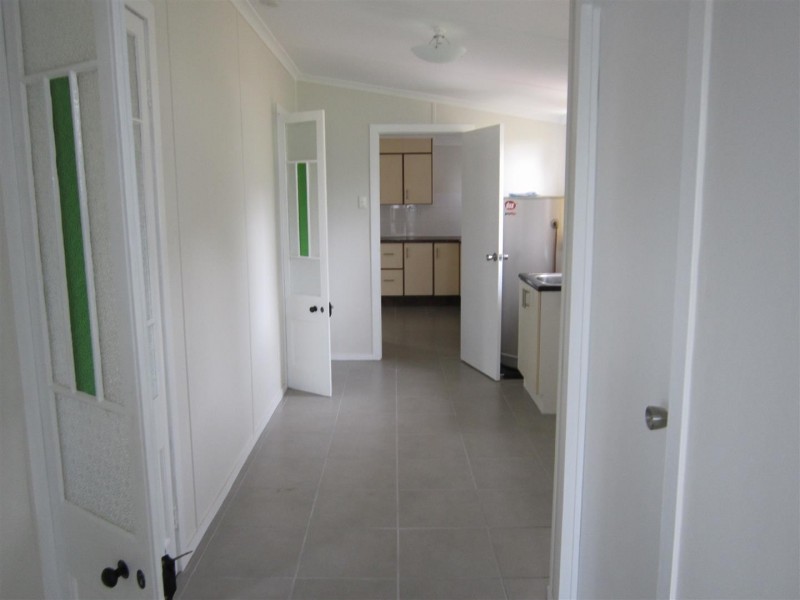 10 Clarence Street, Baree QLD 4714