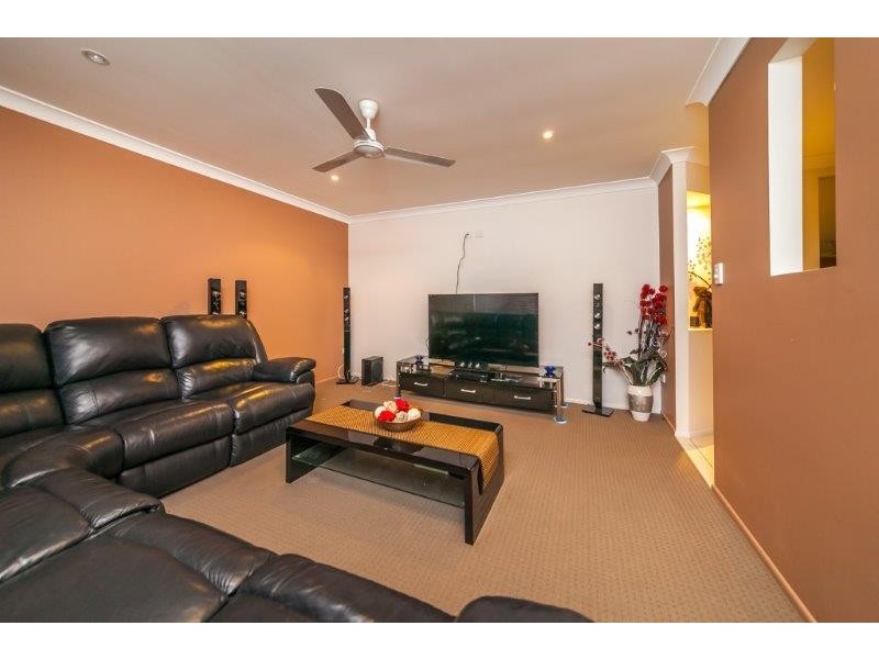 10 Jamie Crescent, Gracemere QLD 4702