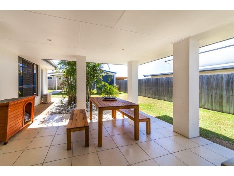 10 Jamie Crescent, Gracemere QLD 4702