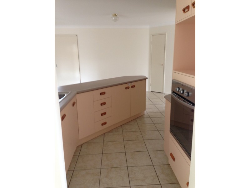 13 Archer Road, Gracemere QLD 4702