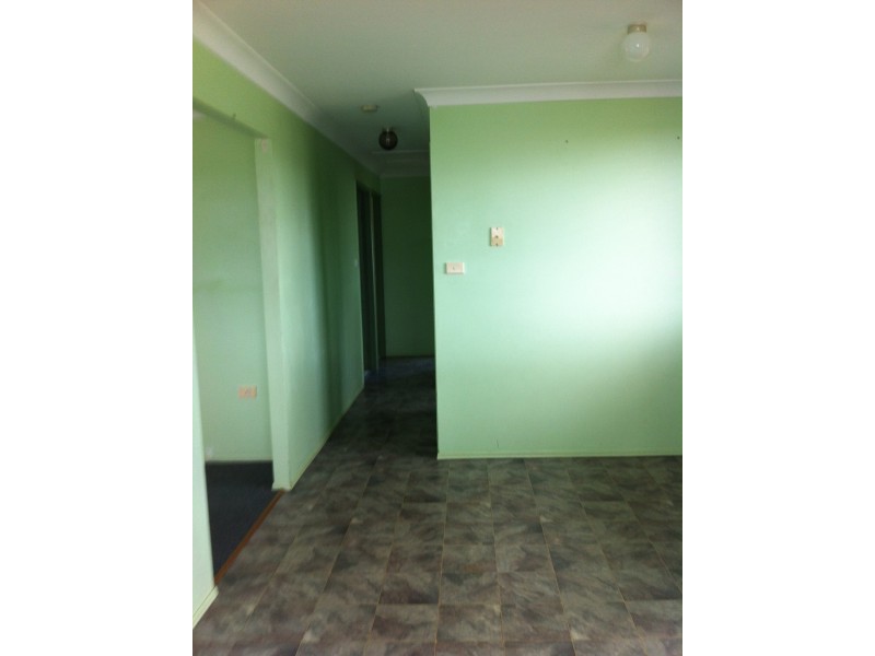 37 Cowan Street, Gracemere QLD 4702