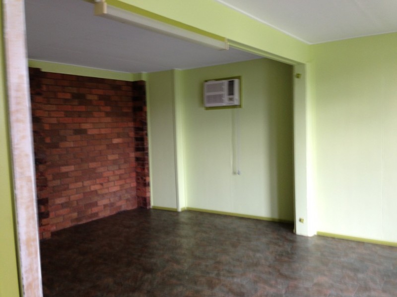 37 Cowan Street, Gracemere QLD 4702