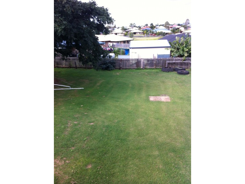 37 Cowan Street, Gracemere QLD 4702