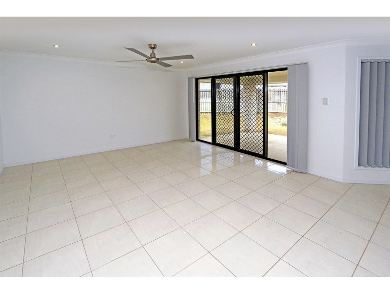 11 Gee Place, Gracemere QLD 4702