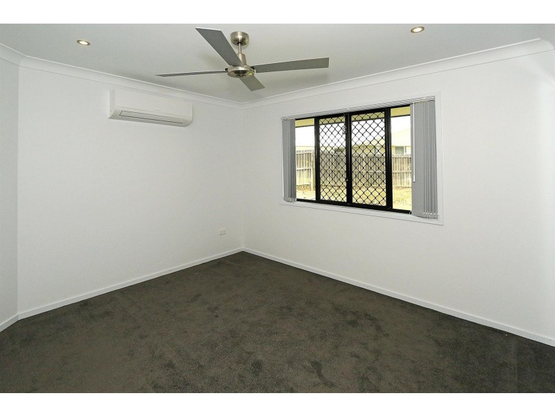 11 Gee Place, Gracemere QLD 4702