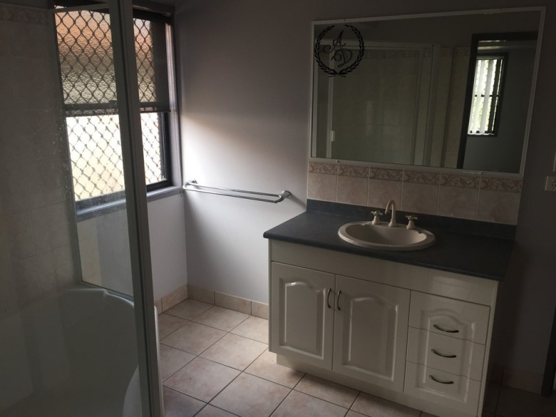 30 Bland Street, Gracemere QLD 4702