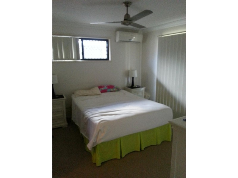 15 Rosella Drive, Gracemere QLD 4702