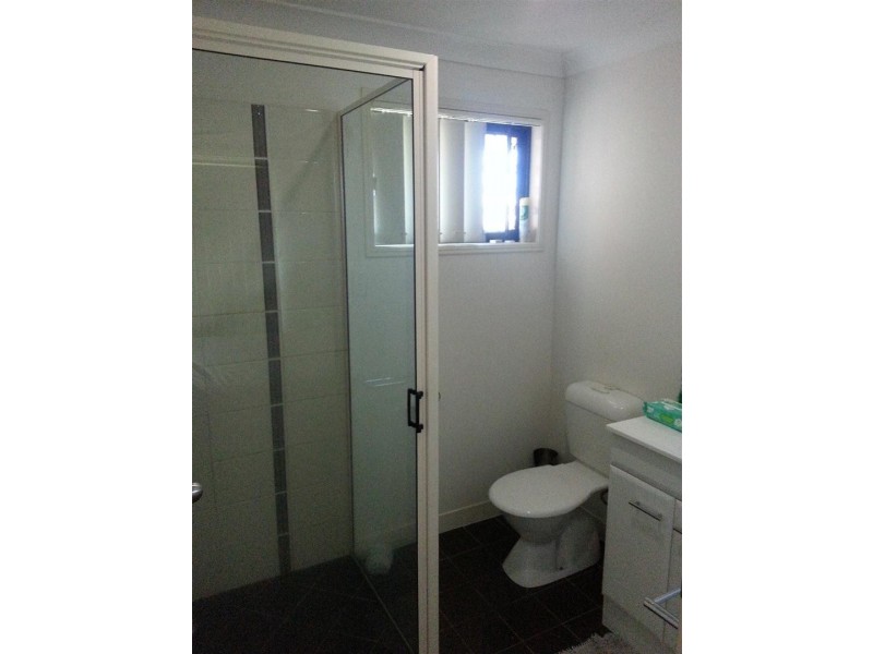 15 Rosella Drive, Gracemere QLD 4702