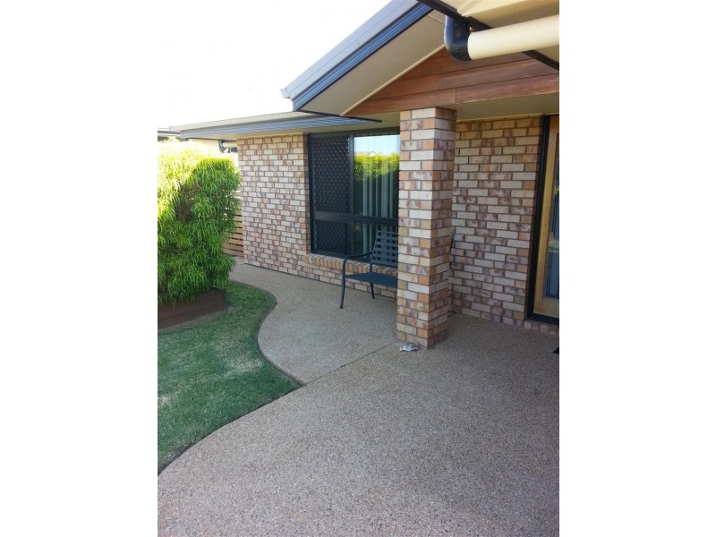 15 Rosella Drive, Gracemere QLD 4702