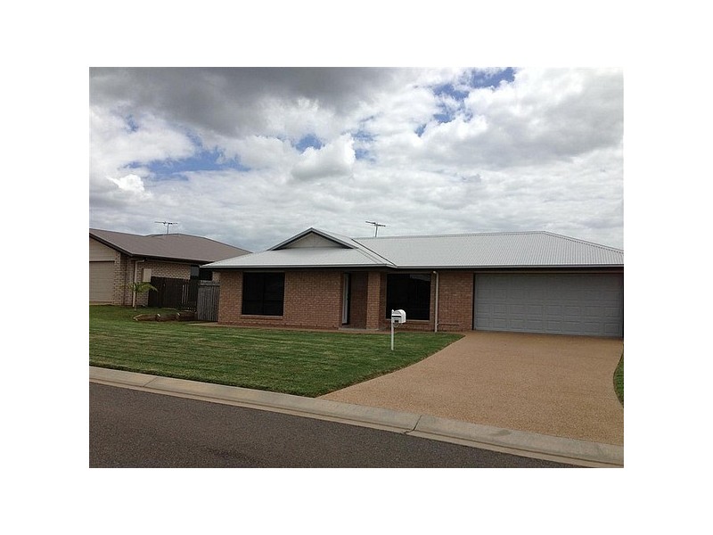 36 Joseph Street, Gracemere QLD 4702