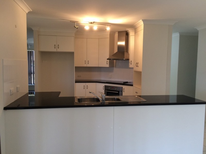 36 Joseph Street, Gracemere QLD 4702