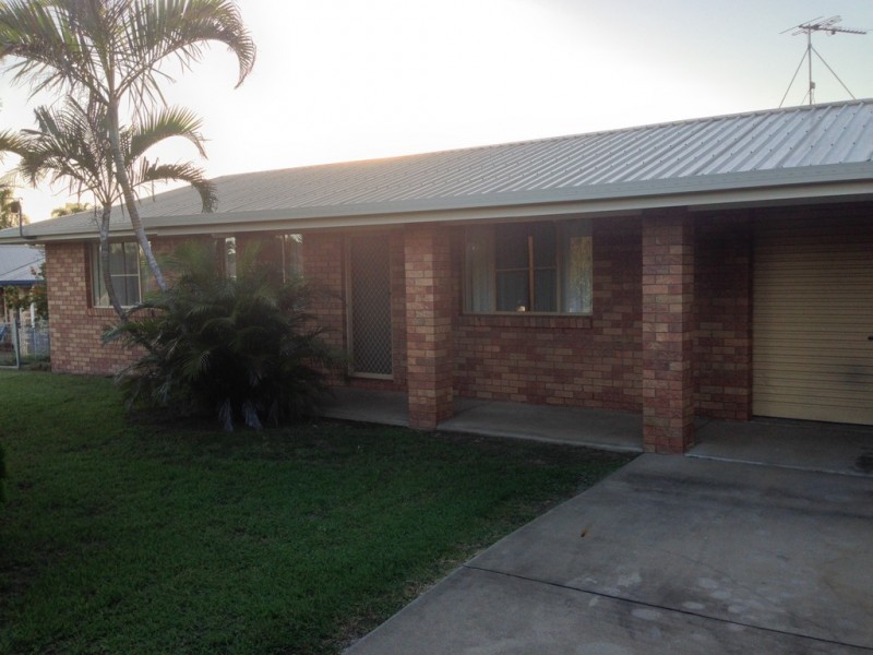 98 DONOVAN CRES, Gracemere QLD 4702