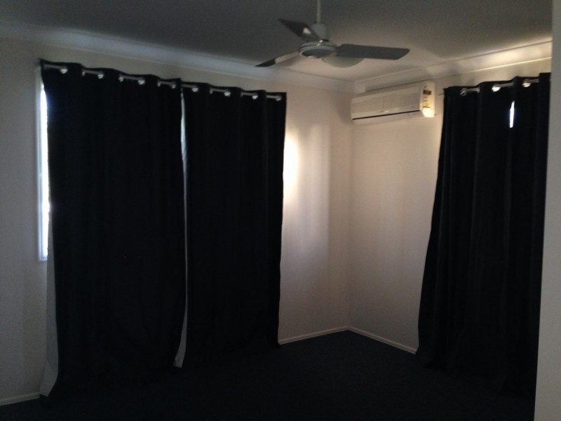 98 DONOVAN CRES, Gracemere QLD 4702