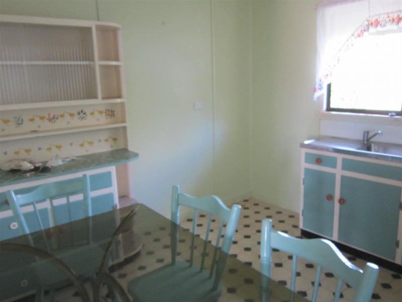 114 East Street, Mount Morgan QLD 4714