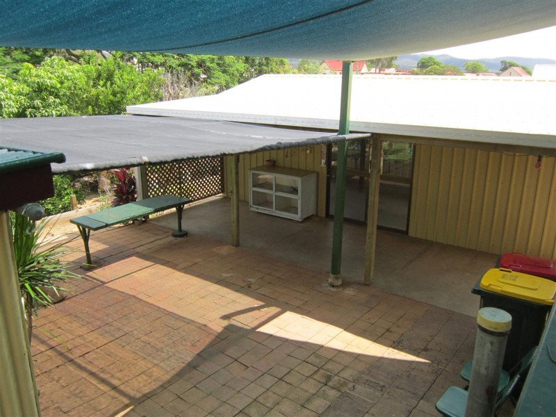114 East Street, Mount Morgan QLD 4714