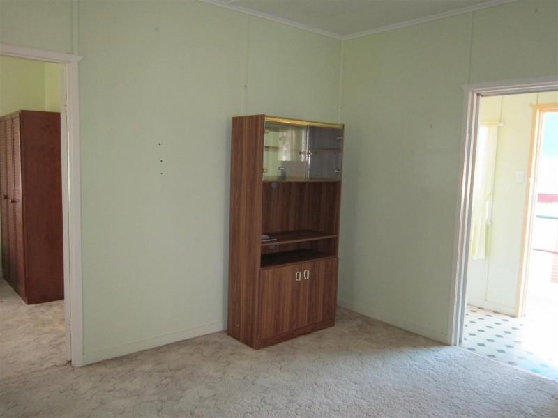 114 East Street, Mount Morgan QLD 4714