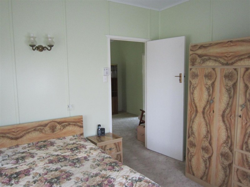 114 East Street, Mount Morgan QLD 4714