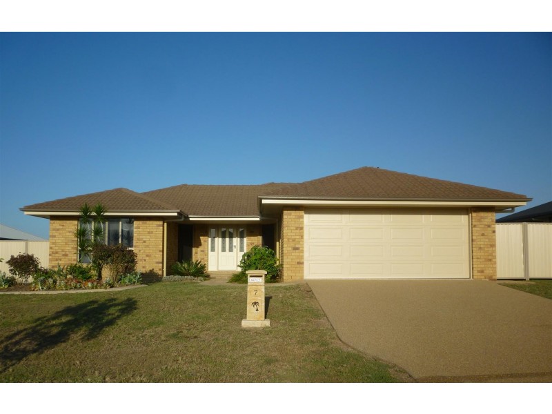 7 Premier Court, Gracemere QLD 4702