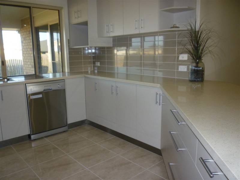 7 Premier Court, Gracemere QLD 4702
