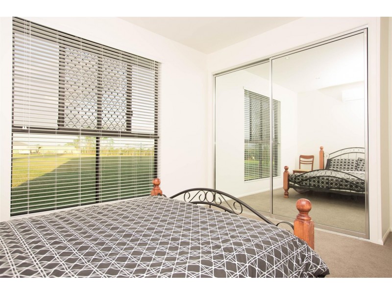 11 Huff Street, Gracemere QLD 4702