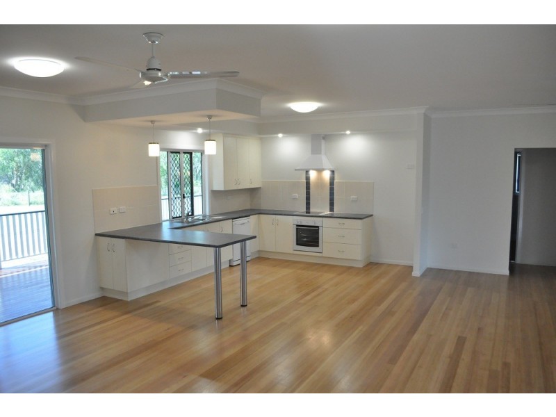 6 Richmont Drive, Bouldercombe QLD 4702