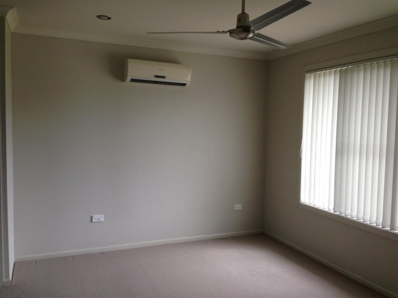 14 Maree Crescent, Gracemere QLD 4702