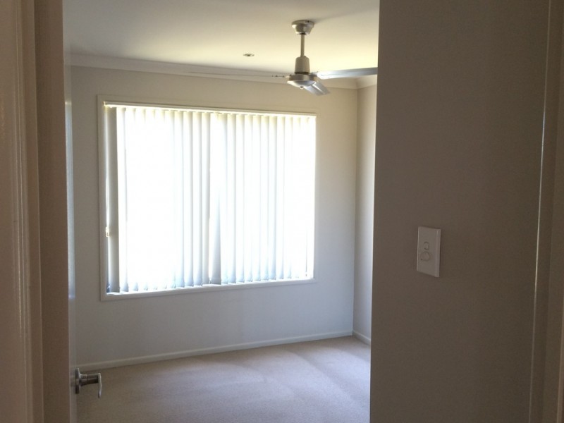 53 MIDDLE ROAD, Gracemere QLD 4702