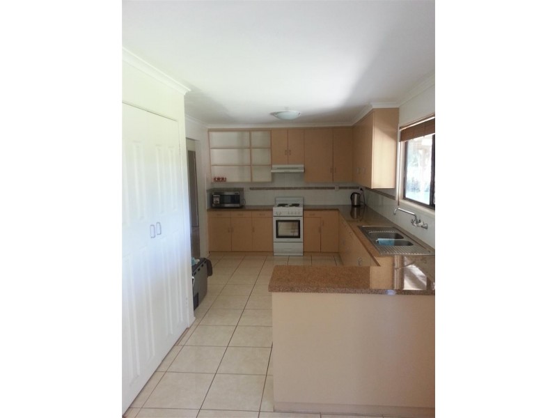 135 Oxley Street, Gracemere QLD 4702