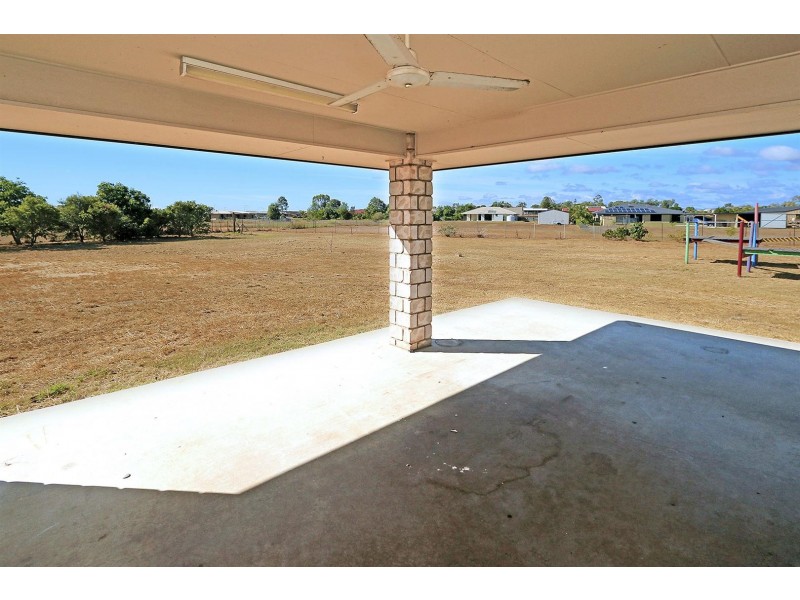 40 Robertson Road, Gracemere QLD 4702