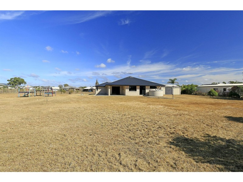 40 Robertson Road, Gracemere QLD 4702