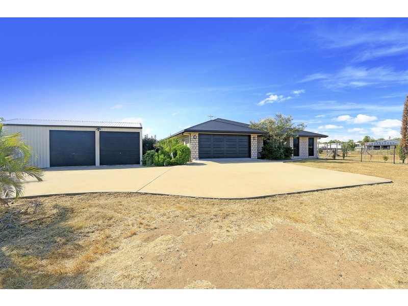 40 Robertson Road, Gracemere QLD 4702