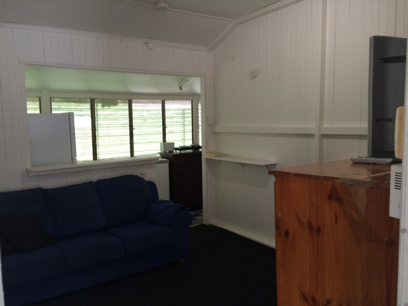 3/2 Morgan Street, Mount Morgan QLD 4714