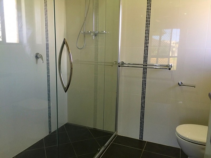 2 Thomas Street, Gracemere QLD 4702